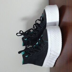 Platform Converse sz 5 US/ 3 UK/ 35 EU